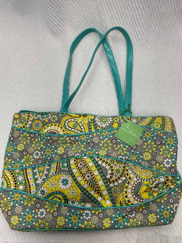 Handbag Designer Vera Bradley, Size Medium