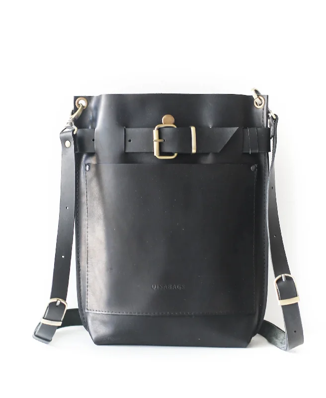 Black Standard Leather Bag w/Front Pocket