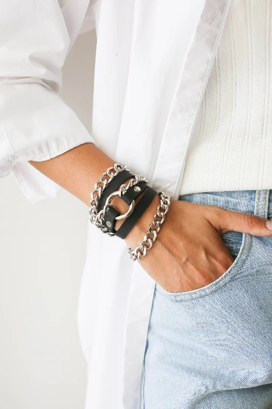 Small Ring Black Leather Bracelet w/ Silver Chain