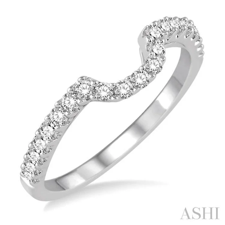 1/3 Ctw Round Cut Diamond Wedding Band in 14K White Gold