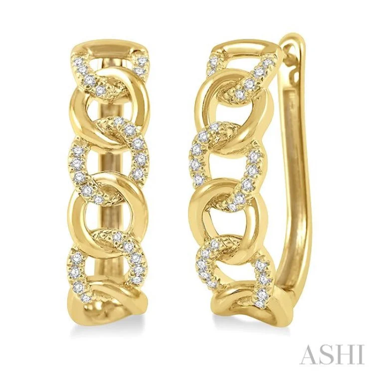 1/4 ctw Curb Round Cut Diamond Hoop Earrings in 14K Yellow Gold