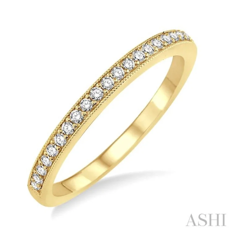 1/5 Ctw Round Cut Diamond Wedding Band in 14K Yellow Gold