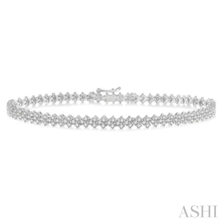 2 ctw Round Cut Diamond Bracelet in 14K White Gold